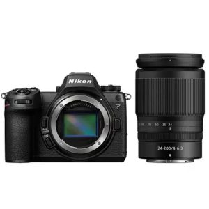 Nikon Z 6III + 24-200/4-6.3 VR